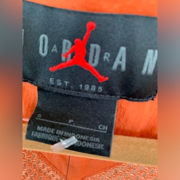 Jordan Women's 23 Engineered Layering Vest - Picture 5 of 8